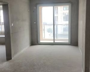 邗江 蓝爵庄园 3室2厅 94.44㎡ 61.80万