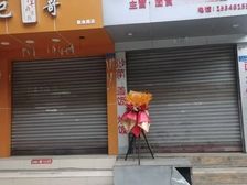 敬业路临街旺铺出租,66平月租4200