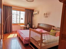 婺城 宾虹广场 3室2厅 145.00㎡ 320万