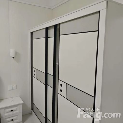 ÄÏÏòÈý¾ÓÖ±×â 60ƽ¾«×°1500ÔªËæÊ±Èëס