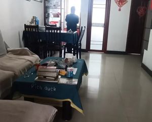 急售中兴花园3室1厅、近地铁、二中学区房、满五**、价格可谈