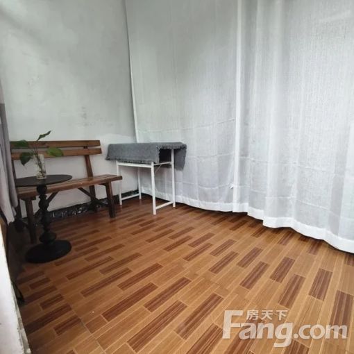 »¨ÏªÇøÕþ¸®»¨Ïª°åÇÅÒÕÊõ´å 1ÊÒ1Ìü 30©O 450Ôª/ÔÂ