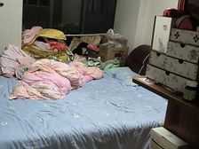 军山街南向三居室,97平精装仅40万,送电梯口车位带充电桩
