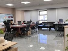 丰台科技园区工商联大厦写字楼出租,精装修,楼下公交,地铁