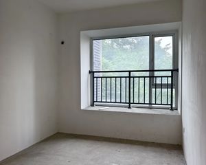 温江 银滩 3室2厅 111.70㎡