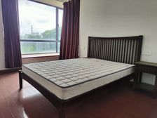 句容 世茂花园 4室2厅 141.00㎡ 63万 送车位