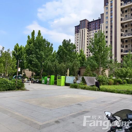 丰台长辛店和泓九安家园 1室1厅 37.8㎡ 2400元/月