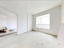 东西湖 欧亚达云台 4室2厅 137.65㎡ 62万