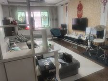 赫山区 金华苑 3室2厅 142.00㎡ 43万