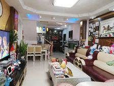 江南 玫瑰园 4室3厅 153.15㎡ 95万
