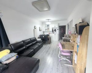 房东直卖,御景龙湾南北通透两居室,121万诚售
