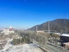 龙潭山下,视野开阔好房吉出售