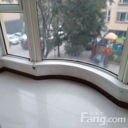 赛罕乌兰察布东路桃园小区 2室1厅 106㎡ 1700元/月