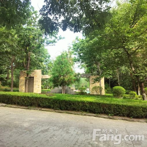 历下二环东路正大城市花园 2室2厅 89.73㎡ 2300元