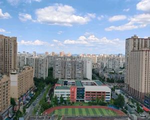 紫气东来晨光满室,香木林花园里22楼黄金楼层。业主直售无中介