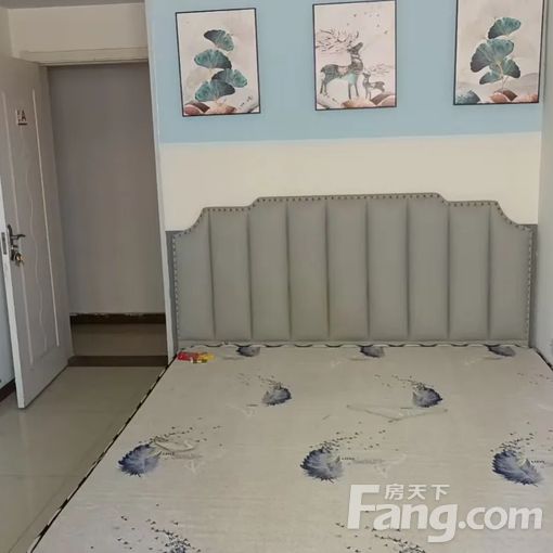 合租:主卧桃城河东泰华·依云湾 3室2厅 120㎡ 500元