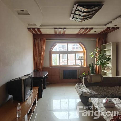 莲池客运中心东部风景 3室2厅 118㎡ 1000元/月