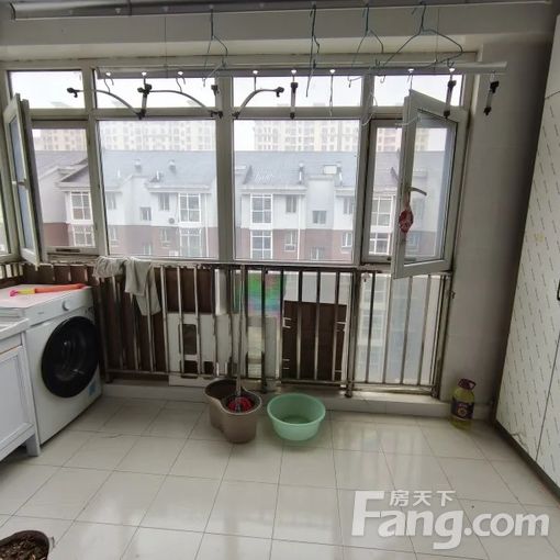 桃城河东东方太阳城三期 3室2厅 115㎡ 750元/月