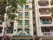 市政府新区中心,公摊率小于10%,南北通透户型,。