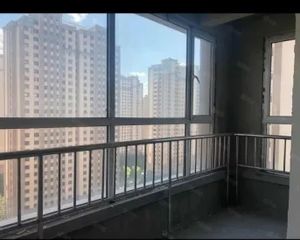 欣美·御河九号 3室2厅 163.24㎡ 130万