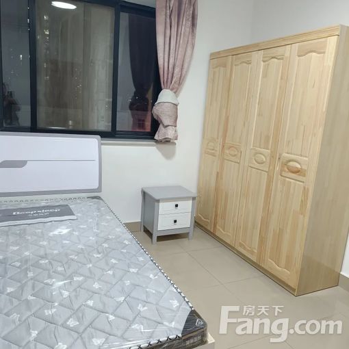 二七古玩城升龙世纪花园叁区 1室1厅 61㎡ 1100元/月
