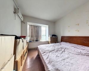 顺德 金碧豪苑 3室2厅 126.91㎡ 83万