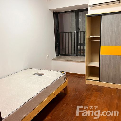 南沙金洲天宇广场111.33平方米 4室2厅1卫