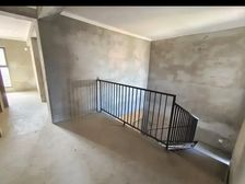 竹柏路南北通透六居 保利蔚蓝林语163平别墅诚意出售