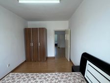 哈东地铁口旁南北通透采光通风非常好