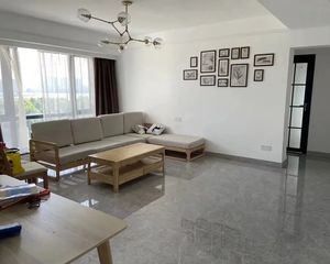 上东曼哈顿 **排湖景房 东3彩 采光好