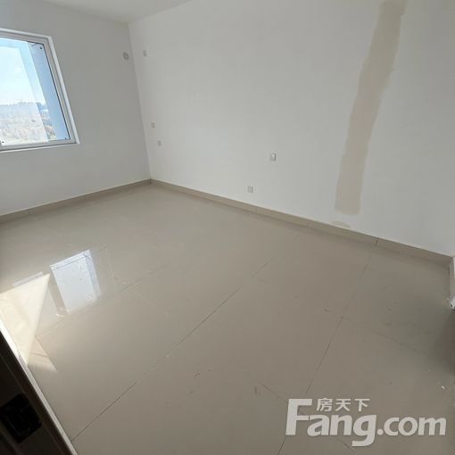 聊城二中旁聊城大学东昌红庙120平方米 3室2厅2卫