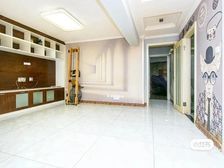 全屋定制储藏优化,拎包入住,南北通透中间楼层,满五**诚售