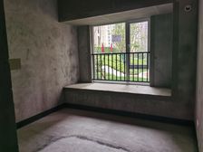 南向宽敞四房出售,保利观塘香榭优质小区