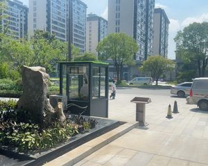 碧桂园荣盛华府3室2厅2卫南朝向178.00万元出售