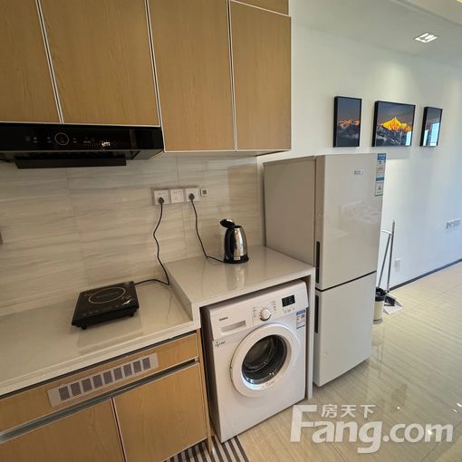 恒大城公寓业主直租,一室一厅一卫首次出租,随时入住