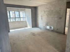 岳塘 宜华湘江名城 4室2厅