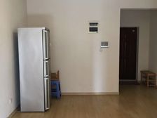 润州 南山景园 2室1厅1卫。