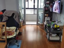 信达蓝庭 72平精装 带产权车位 2室一厅