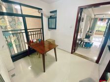 实用三房 房龄新 中间好楼层 望湖风景好