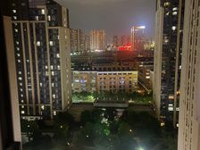 西湖 中骏尚城 3室2厅20卫