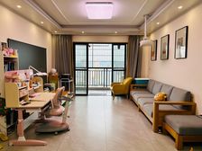 万盛永顺公馆5室2厅135平米拎包入住家电家具齐全