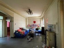 紧邻三小,交通便利,配套齐全