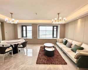 海曙 绿城交投·晓风印月 3室2厅