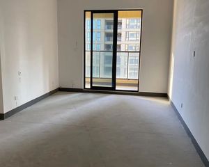 启东 绿城玫瑰园 2室1厅
