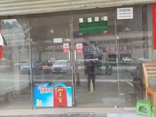 香榭景园临街商铺出租 50平方正空间 月租1299元