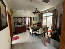 顺德188平豪装别墅 五室朝南带花园