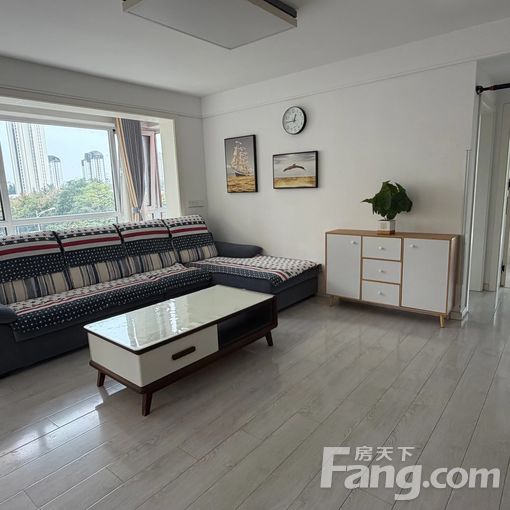 市北金华路紫荆馨园 2室2厅 108㎡ 3900元/月