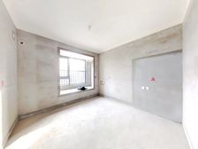 航空港区 和昌盛世城邦 3室2厅 **6.50㎡ 92万