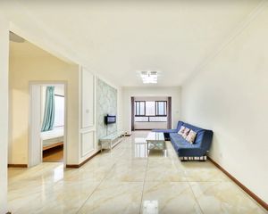 天府新区 复地御香山3悦 2室2厅 74.76㎡ 132万