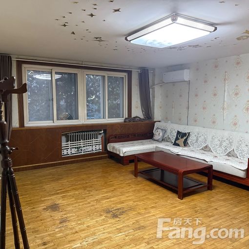 竞秀保百购物家园花园里兰园 3室2厅 142㎡ 1600元/